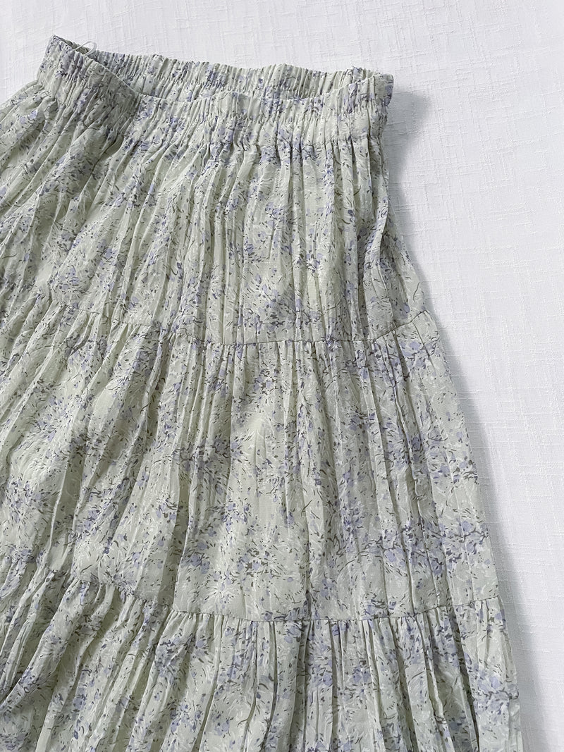 Floral Layers Skirt  輕柔漫舞碎花百褶長裙/ SK8900 (navy sold out)
