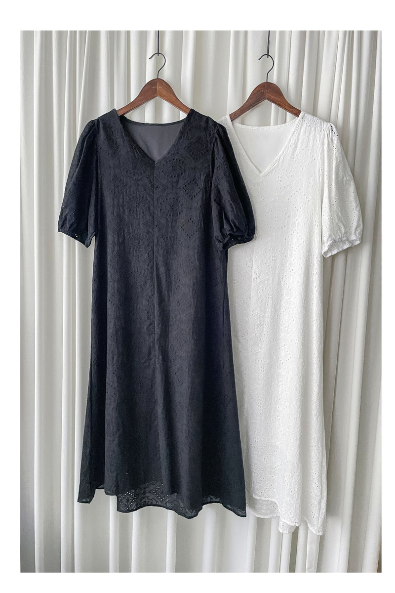 [限量現貨回歸 White］Embriodery Dress V領鏤空刺繡舒適連身裙/ DS9954