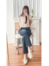 Square Neck Blouse 溫柔方領傘袖上衣/ TP9176
