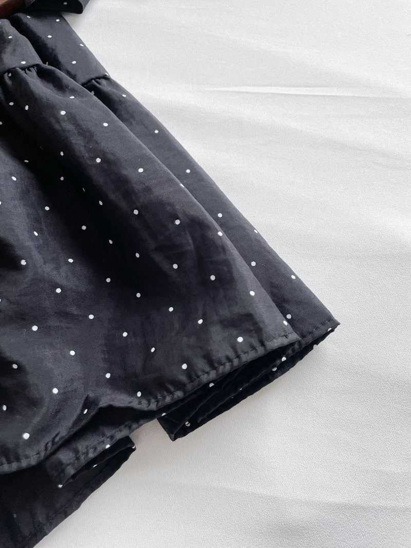 Polka Dot Blouse 黑色橡筋方領點點上衣/ BU9119