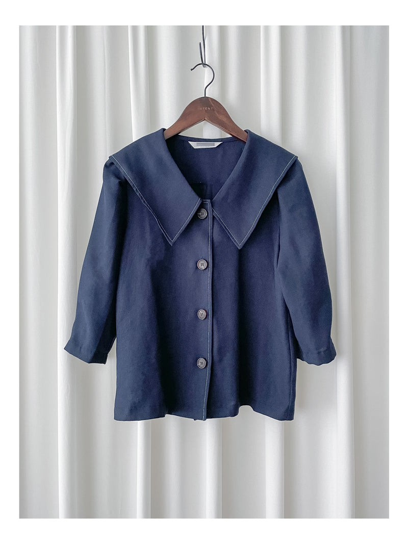 Navy Collar Blouse 特色領口設計感手袖上衣/ BU9120