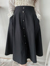 Button Skirt 裝飾鈕扣左右口袋傘裙/ SK8909（pre-order 10月9截單)