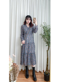 [限量現貨回歸]   Blue Flower Dress V領藍調花布遮肉皺皺布連身裙/ DS9740
