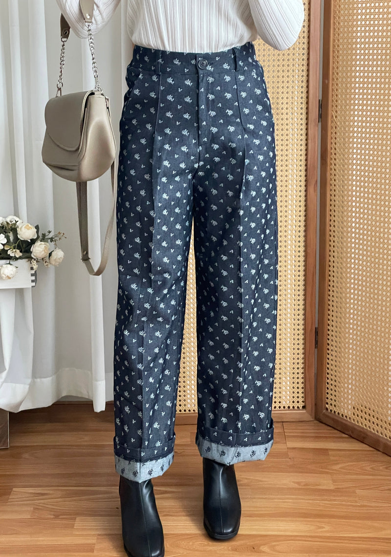 Floral Pattern Pants 花束印花牛仔色西褲/ PT8439