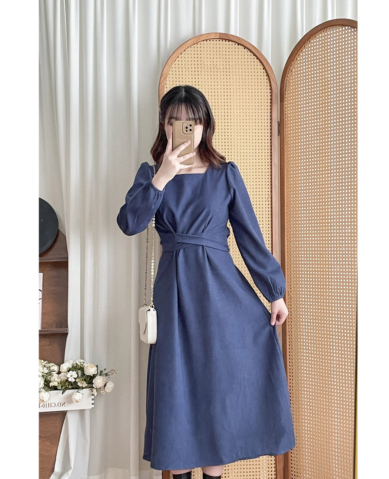 ! 熱賣款式 限量現貨 ✨Square Collar Dress 紫藍色方領口左右帶子修腰連身裙/ DS9747