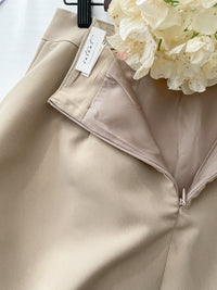 Belt Skirt 簡潔腰帶修腰大A字裙（附送腰帶）/ SK8911