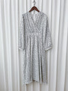 Shadow Dress 黑白花朵印花高腰弧腰身修腰連身裙/ DS1007