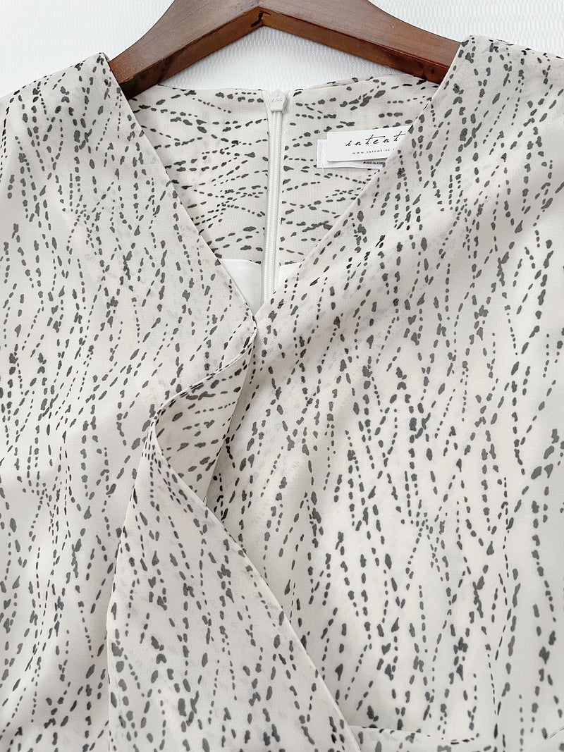 Firework Dress 花火線條雪紡金鈕扣連身裙/ DS1016