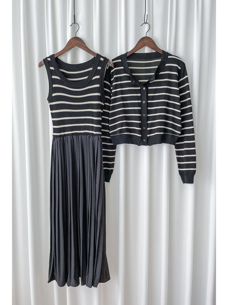 Stripe Dress Set 法式舒適防毛彈性線料外套及百褶連身裙/ SE8092 （pre-order)