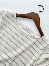 Floral Stripe Top 法式橫條紋花形小洞舒適上衣/ TP9190