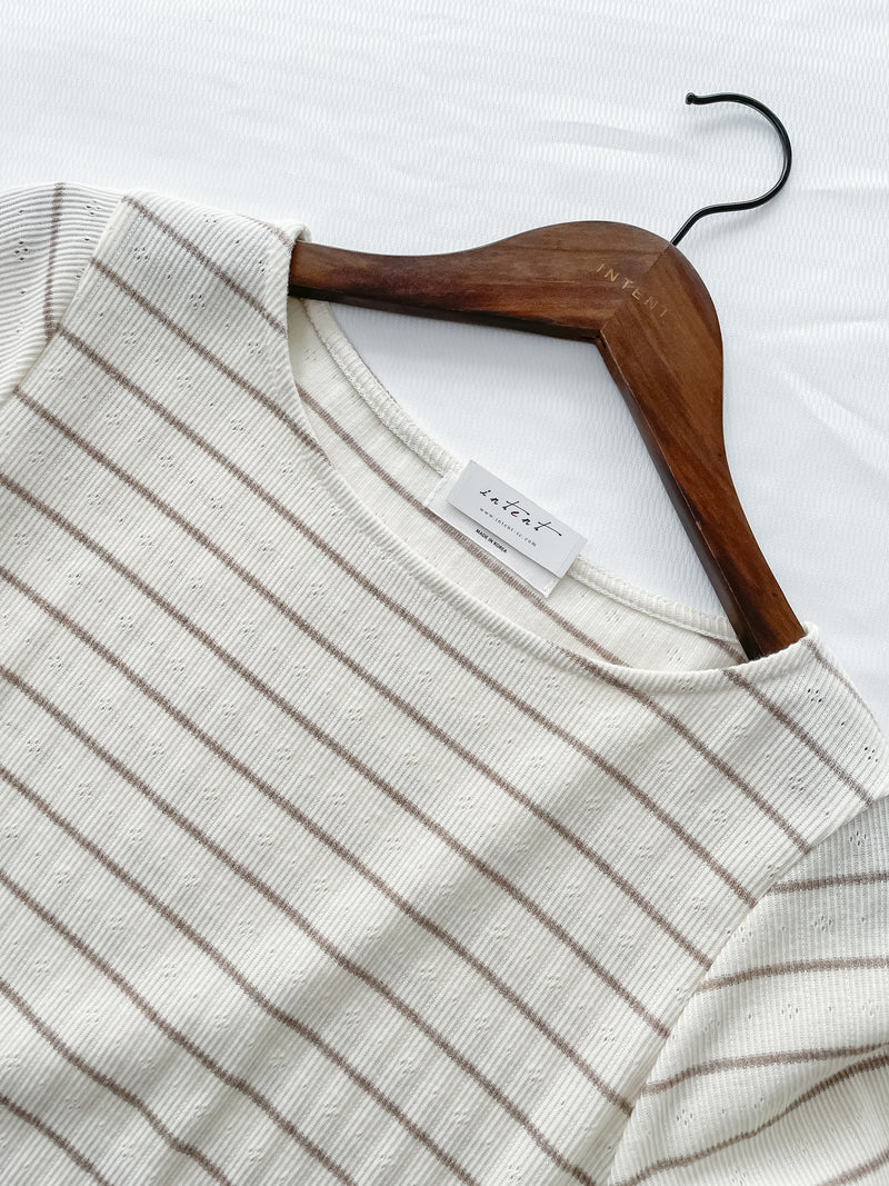 Floral Stripe Top 法式橫條紋花形小洞舒適上衣/ TP9190