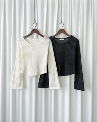 Comfy Stripe Tee 百搭暗直紋喇叭手袖舒適上衣 / TP9197