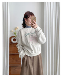 Embroidery Lily Top  花朵刺繡印花衛衣/ TP9196