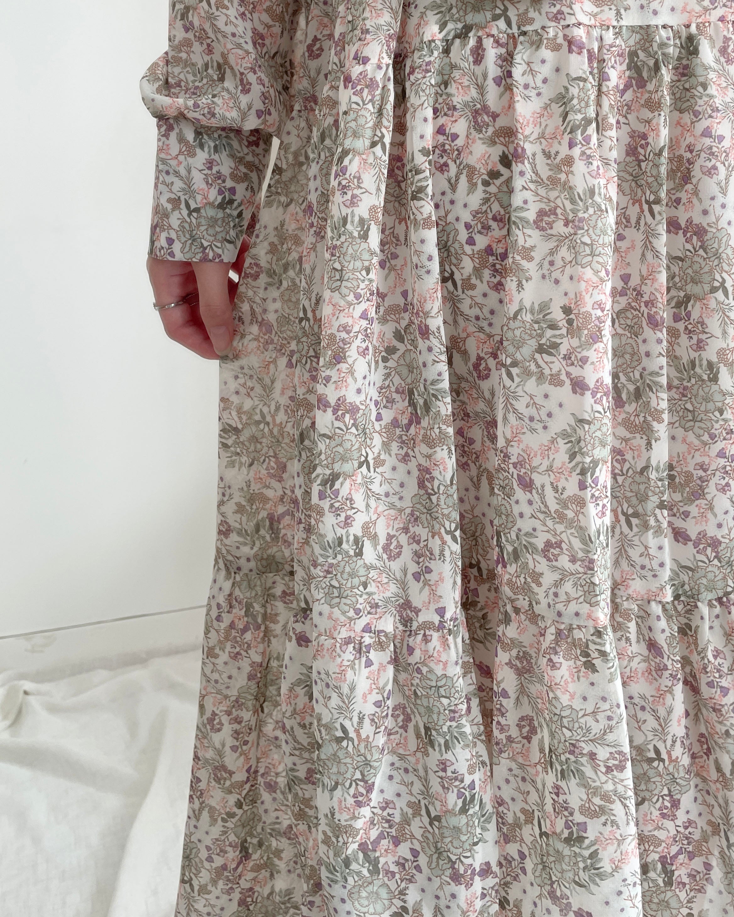 Floral Dress 雪紡碎花領口綁帶連身裙 / DS1028