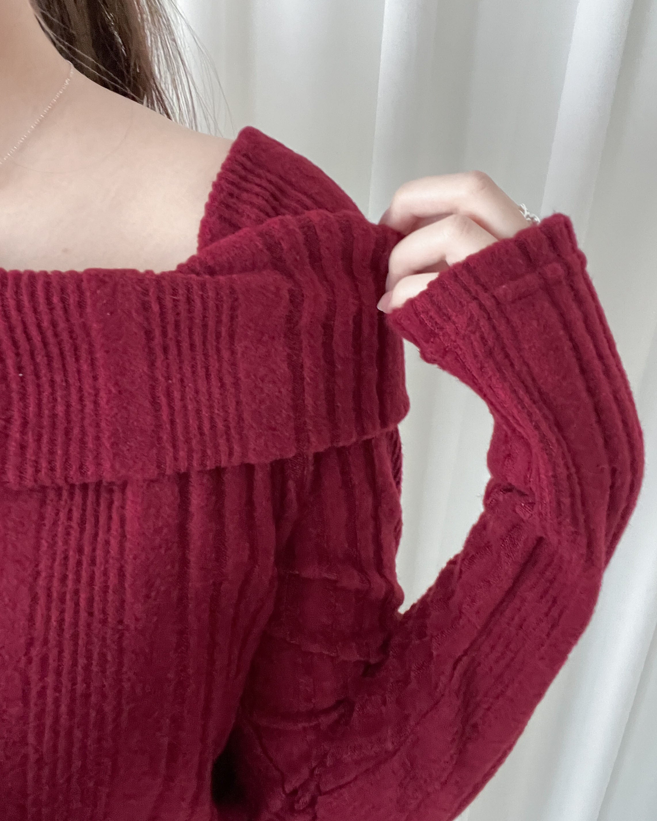 Off Collar Top 領口設計側車褶上衣/ TP9202