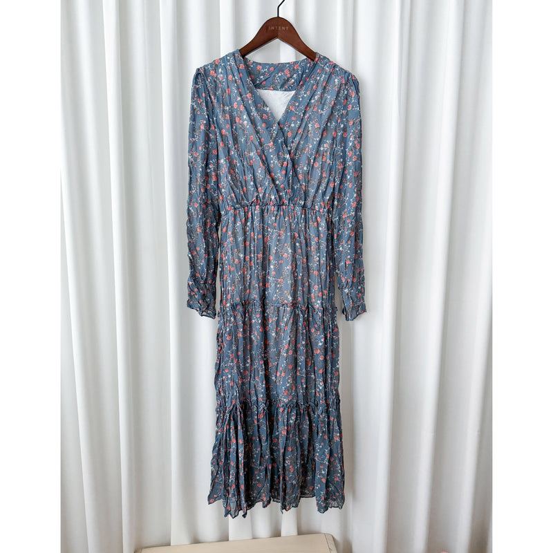[限量現貨回歸]   Blue Flower Dress V領藍調花布遮肉皺皺布連身裙/ DS9740