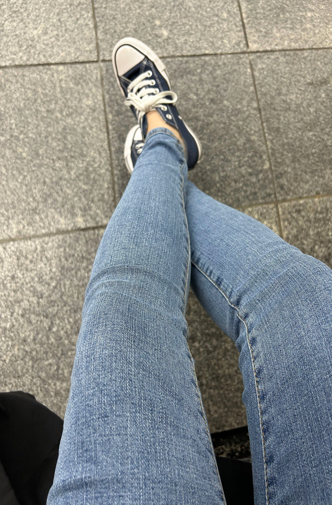 Light Rosy 淺藍色全彈性修腳形鉛筆褲, Jeans/ PT8380 (pre-order M)