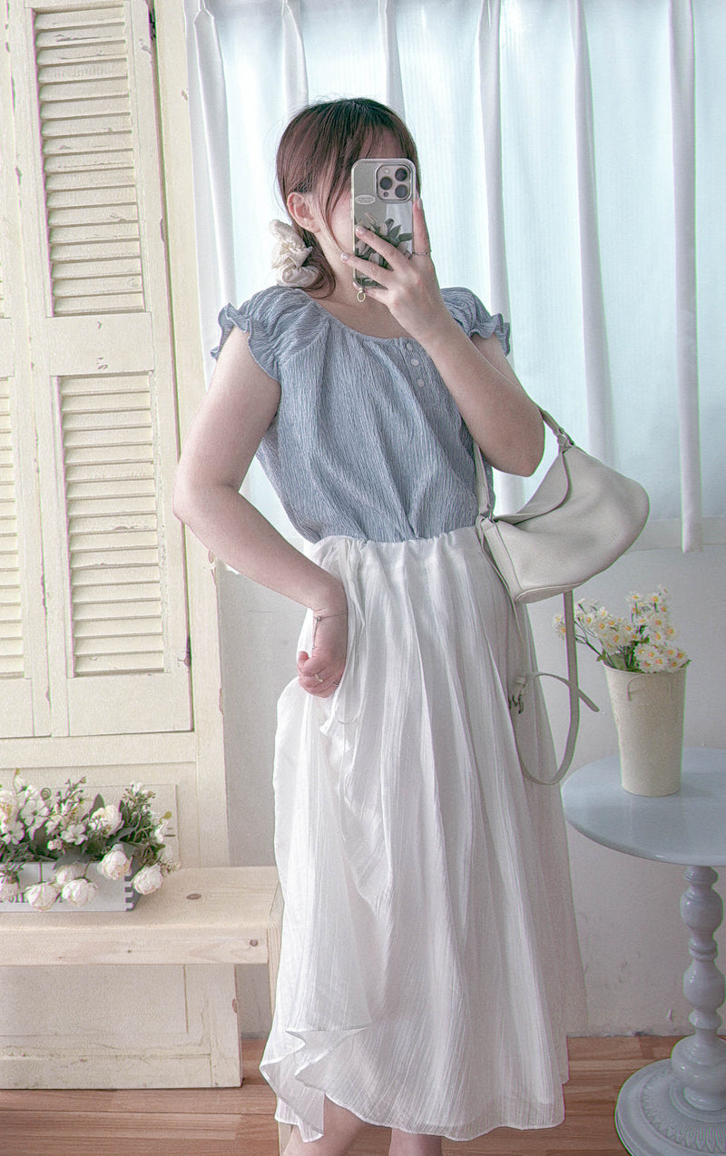 Ribbon Flowing Dress 微光澤輕盈飄逸絲帶裙/ SK8897 (black/white sold out)