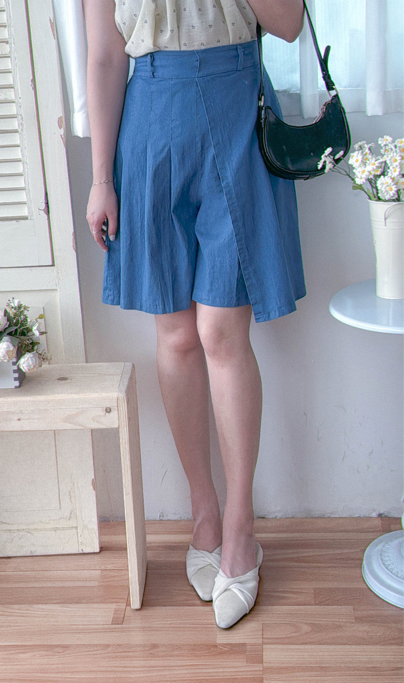 Asymmetrical Denim Shorts 仿裙子百搭牛仔短褲/ PT8462