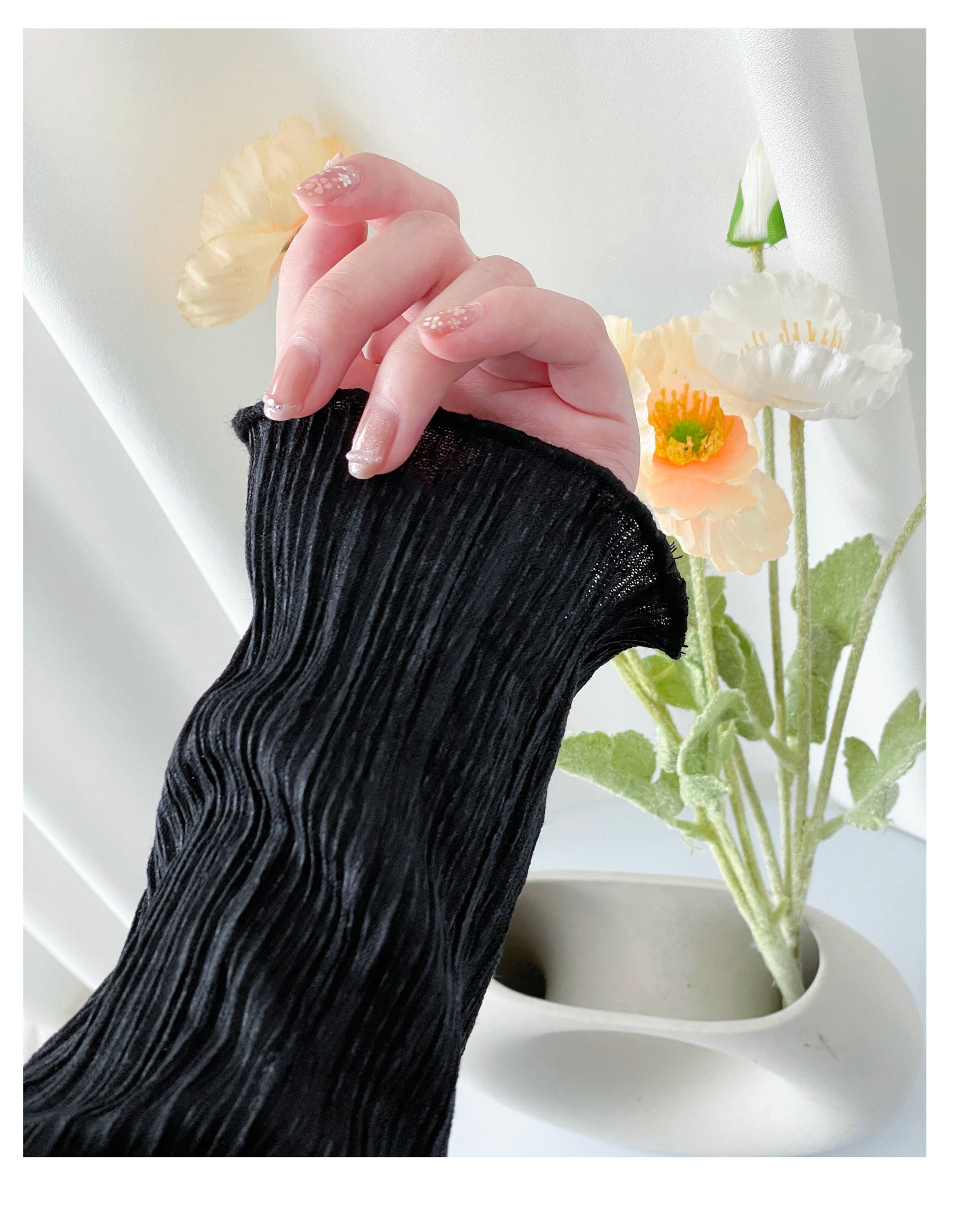 Ruffle Collar Top 直條紋皺褶微光澤感上衣/ TP9205 (pre-order ivory)