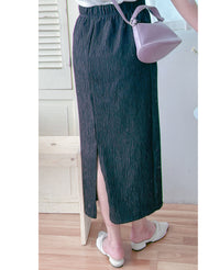 Wavy Patterned Skirt  立體花紋不貼顯瘦直裙/ SK8898