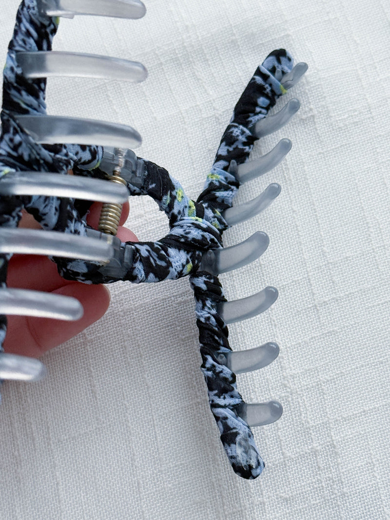Floral Fabric Wrap Clip/ HA8127