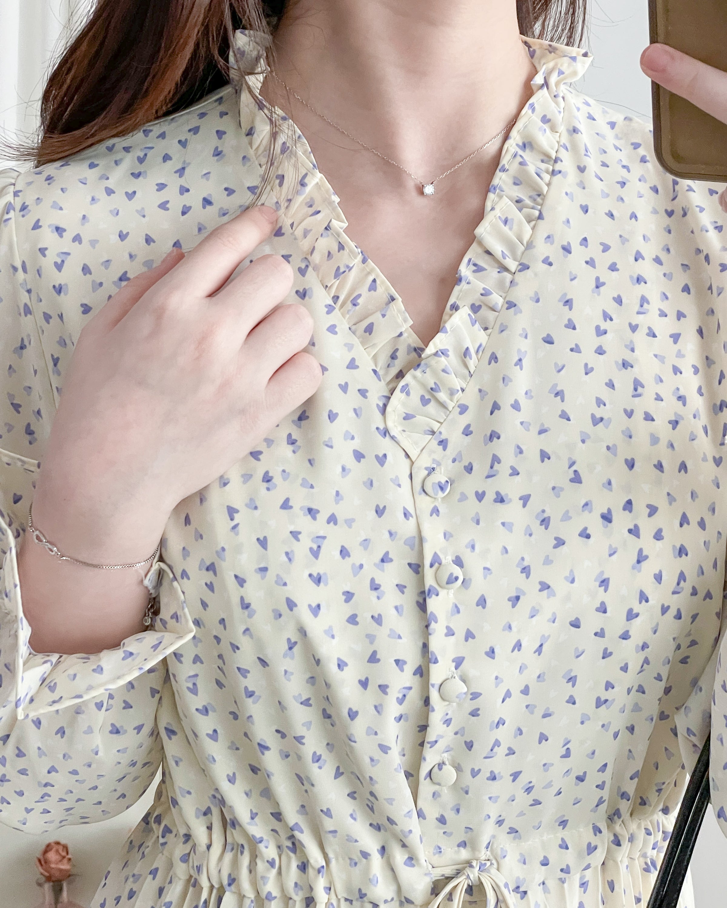 Watercolour Heart Pleated Dress 氣質水彩疊層心形V領百褶連身裙/ DS1085