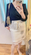 (穿出剪裁) Daisy 立體花車褶V領質感, Blouse/ BU9006