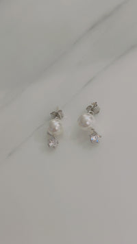 Two way Pearl&crystal, Earrings/ ER8334