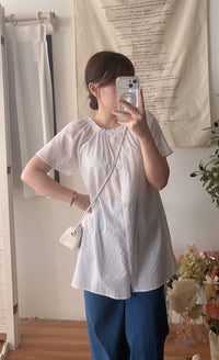 （ Hollow Stripe 木耳邊衣領通花條紋布長上衣, Top/ BU9055