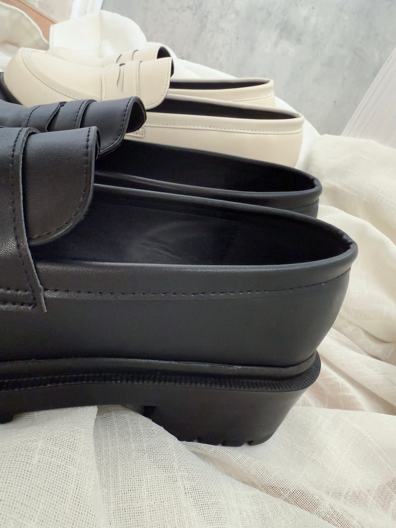 （比小白鞋更好襯) Platform Loafer 厚底樂福鞋/ SH8130