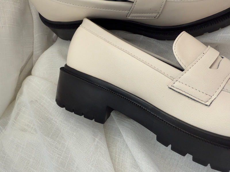 （比小白鞋更好襯) Platform Loafer 厚底樂福鞋/ SH8130