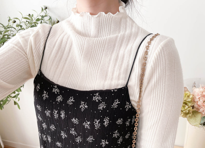 【intent X Korea label】Stripe Collar Top 不貼口木耳邊小高領直紋合身上衣/ TP9101