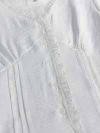 Tulip, Blouse 精緻通花領口寬鬆修腰線上衣/ BU9052