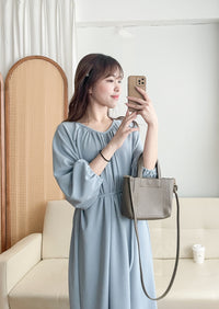 [限量現貨回歸]  Audrey, Dress 淡藍輕優雅Casual入肩線領口連身裙/DS9643