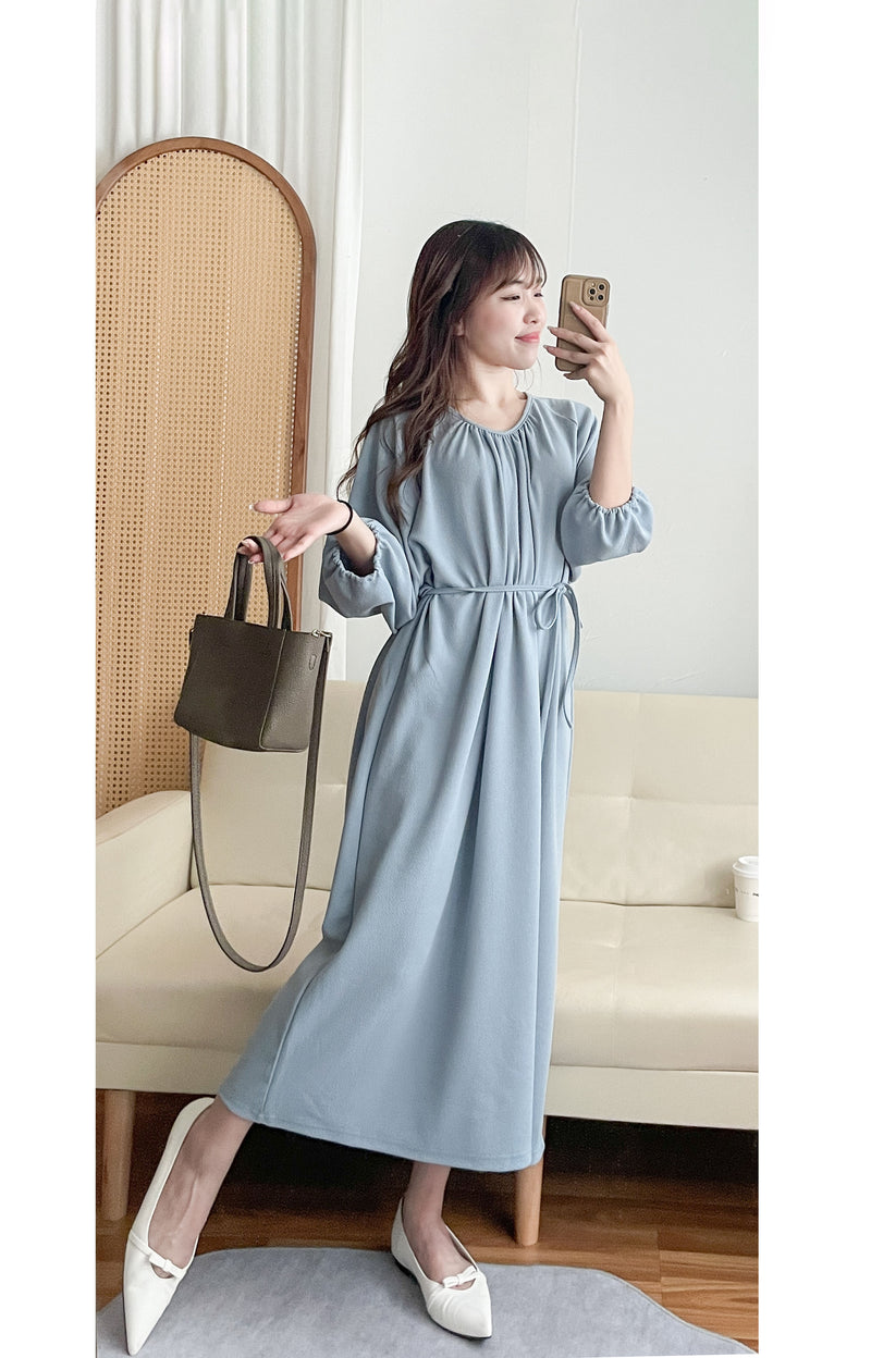 [限量現貨回歸]  Audrey, Dress 淡藍輕優雅Casual入肩線領口連身裙/DS9643