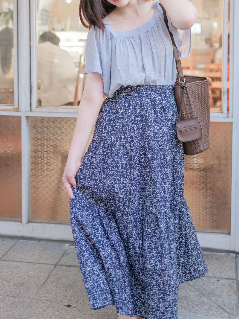 Floral Tiered Skirt 深藍漫步手繪碎花層次長裙/ SK8905