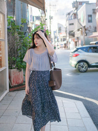 Square Neck Blouse 溫柔方領傘袖上衣/ TP9176