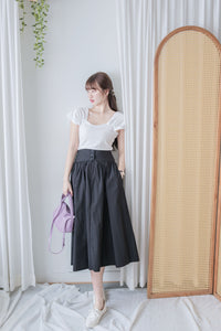 Button Skirt 腰封修腰設計口袋半裙/ SK8899 (black sold out)