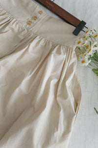 Button Skirt 腰封修腰設計口袋半裙/ SK8899 (black sold out)