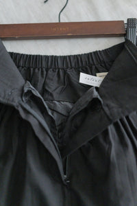 Button Skirt 腰封修腰設計口袋半裙/ SK8899 (black sold out)