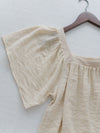 Square Neck Blouse 溫柔方領傘袖上衣/ TP9176