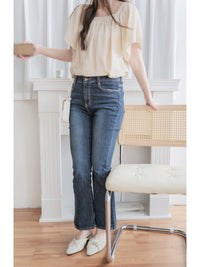Square Neck Blouse 溫柔方領傘袖上衣/ TP9176