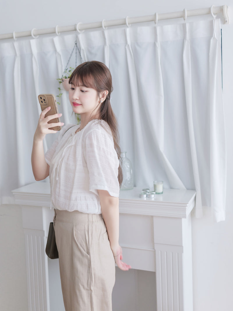 champagne Ribbon Blouse 輕柔質感繫帶紋理上衣/ BU9112