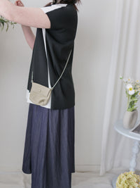 Classic Knit Top 經典黑白拼色顯瘦彈性上衣 / TP9171