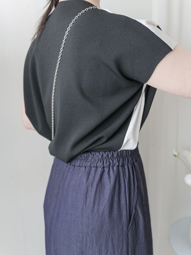Classic Knit Top 經典黑白拼色顯瘦彈性上衣 / TP9171