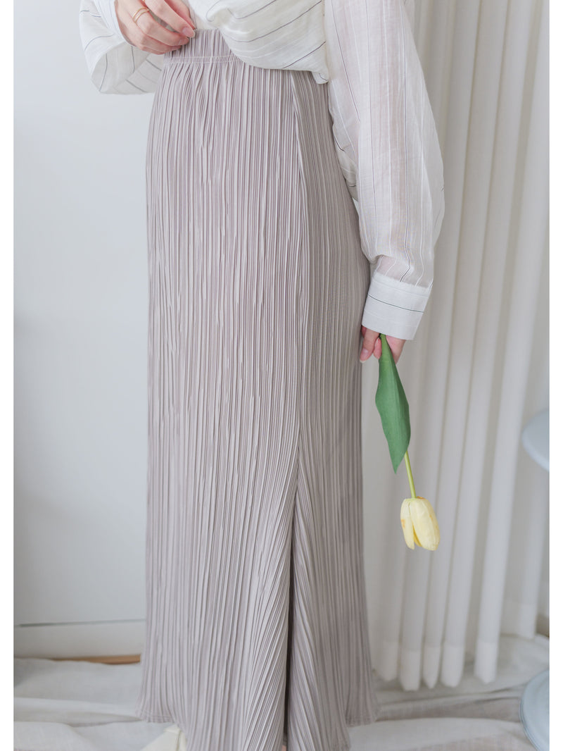 Pleated Shiny fishtail skirt 微光澤飄逸魚尾細褶長裙/ SK8908 (pre-order 9月7日截單)