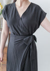 Wrap Dress 舒適顯瘦疊領綁帶修腰連身裙/ DS9985