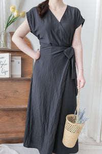 Wrap Dress 舒適顯瘦疊領綁帶修腰連身裙/ DS9985
