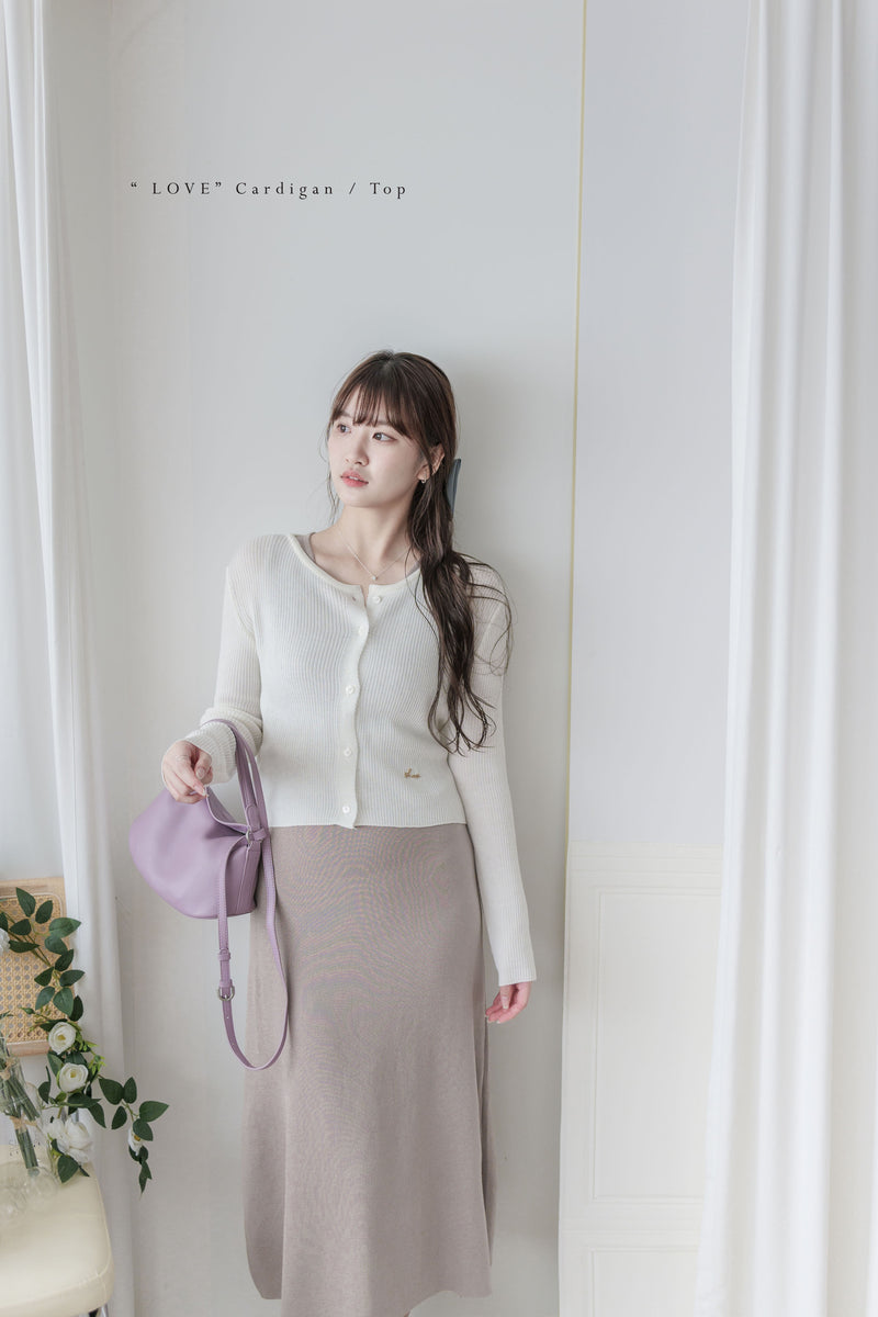 Embroidered Love Cardigan 金屬字母針織開衫或上衣/ TP9184